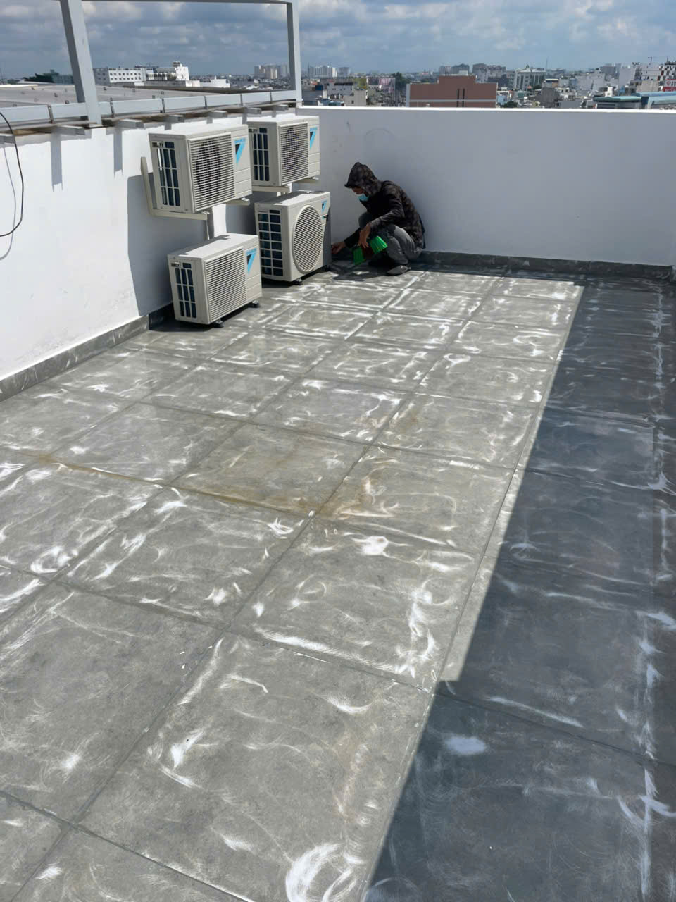 mai san chong tham sân thượng l